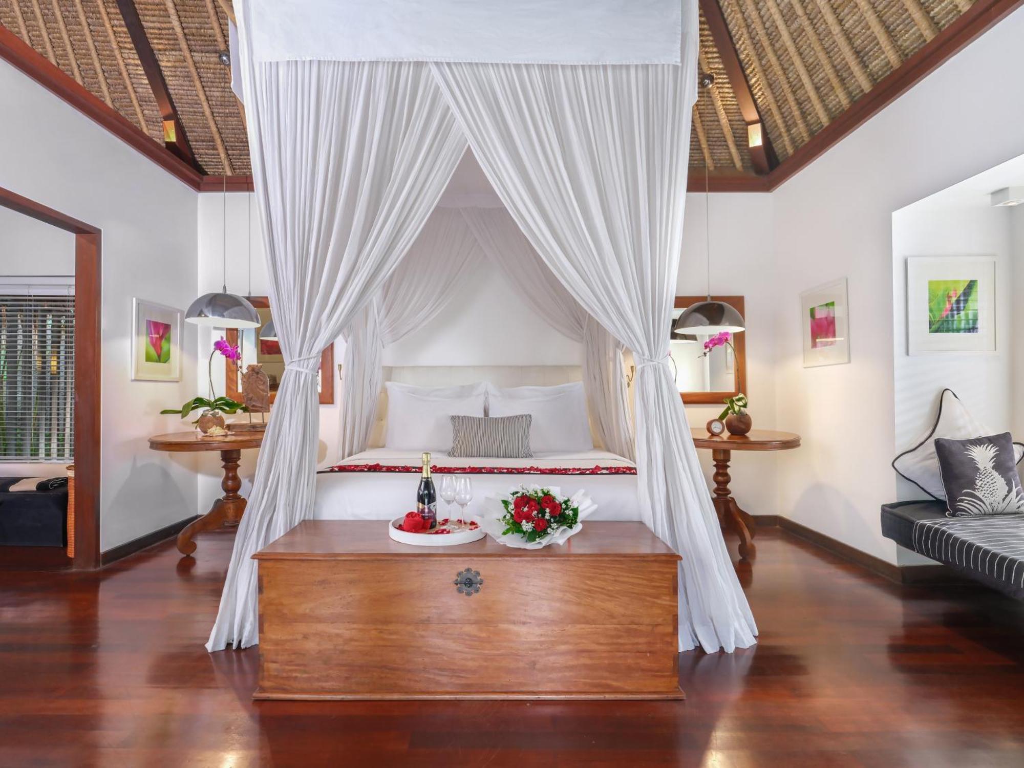 The One Boutique Villa Семиняк Екстериор снимка